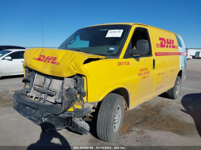 Chevrolet Express 2500 Work Van 2017 1GCWGAFF1H1246570 Image 2