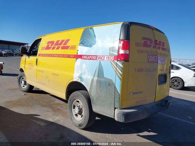 Chevrolet Express 2500 Work Van 2017 1GCWGAFF1H1246570 Image 3