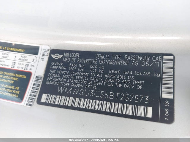 2011 MINI COOPER WMWSU3C55BT252573 Photo 8