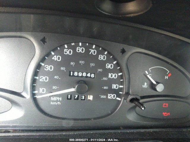 1998 FORD ESCORT SE VIN: 1FAFP13P6WW146113