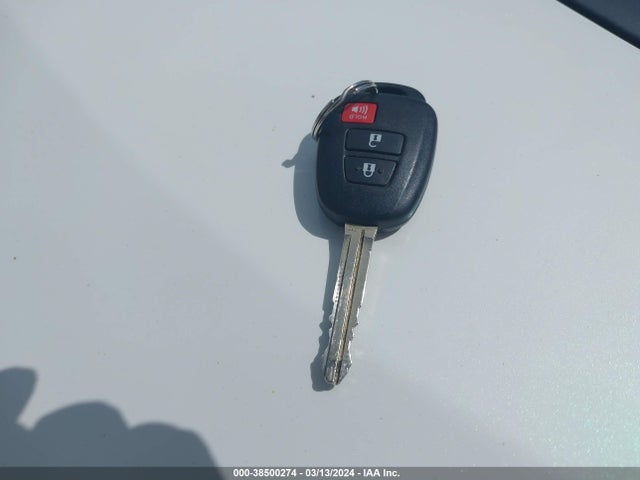 Toyota Prius C Two 2015 JTDKDTB37F1111119 Image 11