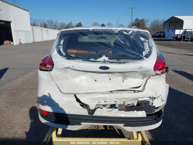 Ford FOCUS ST 2017 1FADP3L97HL338567 Image 16