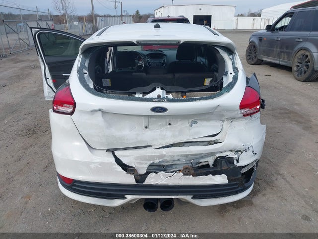 Ford FOCUS ST 2017 1FADP3L97HL338567 Image 6