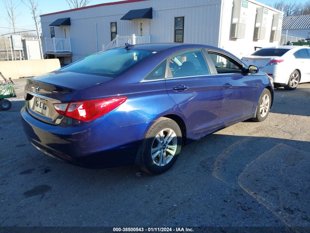 2013 HYUNDAI SONATA GLS VIN: 5NPEB4AC4DH514037