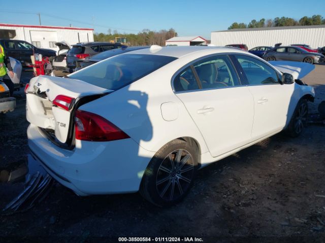 LYV402FKXGB088963 Volvo S60 Inscription T5 Drive-e Premier