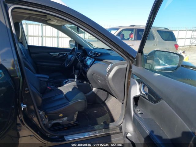 5N1AT2MT9EC811082 Nissan Rogue Sl
