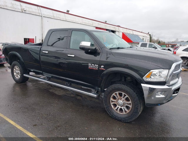 RAM 2500 Laramie  4x4 8' Box 2018 3C6UR5KL8JG258279 main image