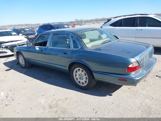 2001 JAGUAR XJ SAJDA14C01LF31969 Photo 2