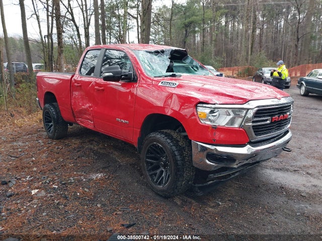 RAM 1500 Big Horn Quad Cab 4x4 6'4 Box 2021 1C6SRFBT1MN688390 головне зображення