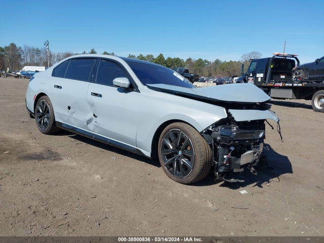 2023 WBA33EJ08PCM43096 главное изображение