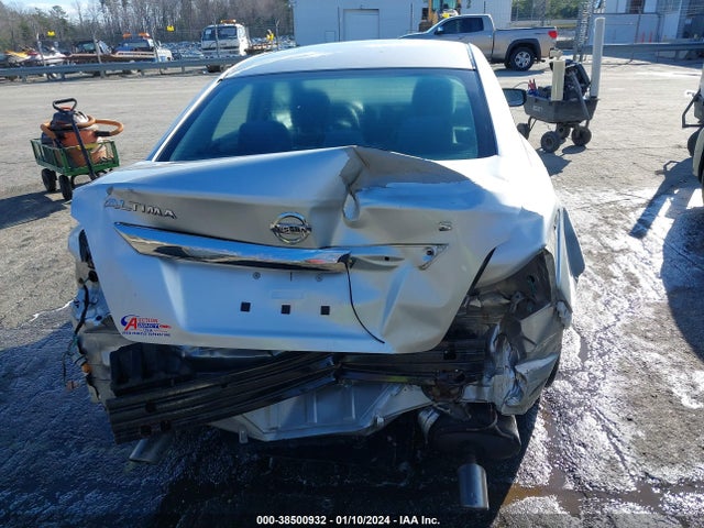Nissan Altima 2.5 S 2015 1N4AL3AP2FC498899 Image 17