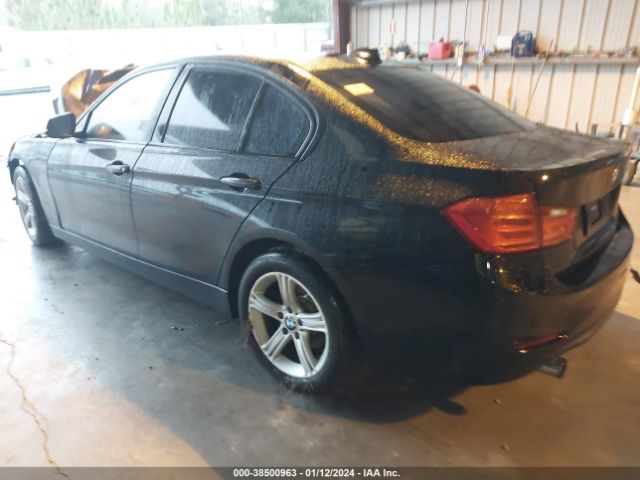WBA3B1C50FK137373 BMW 320i