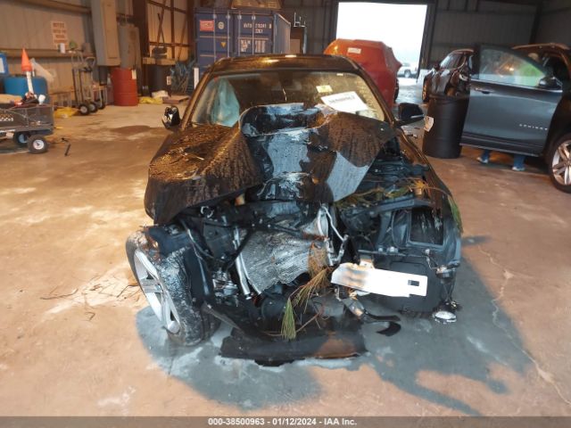 WBA3B1C50FK137373 BMW 320i