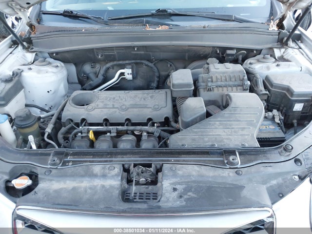 2012 HYUNDAI SANTA FE GLS VIN: 5XYZG3AB2CG128193
