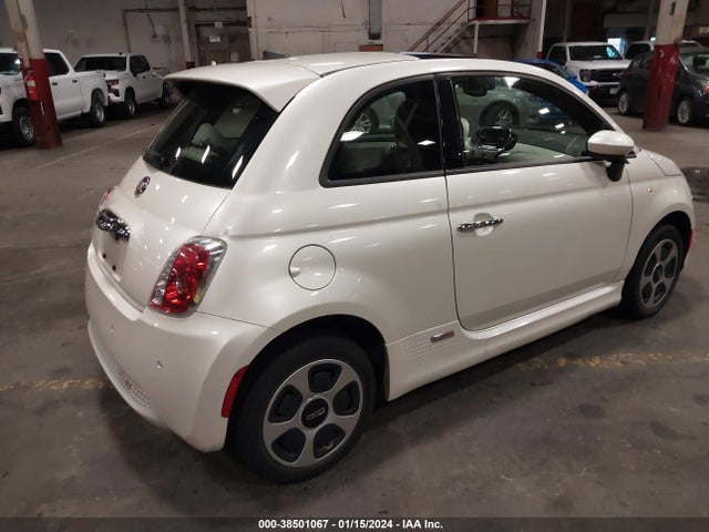 2017 FIAT 500E 3C3CFFGE6HT600718 Photo 3