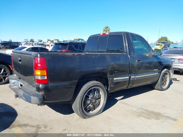 1999 CHEVROLET SILVERADO 1500 LS VIN: 1GCEC14T2XZ110271