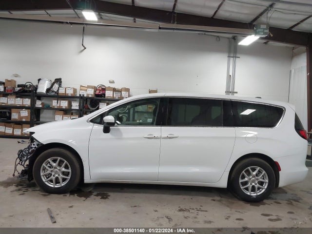 2C4RC1CG6PR616248 Chrysler Voyager Lx