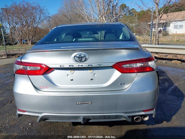Toyota CAMRY SE 2018 4T1B11HK1JU064037 Image 16