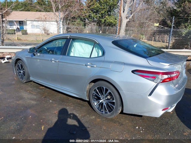Toyota CAMRY SE 2018 4T1B11HK1JU064037 Image 3