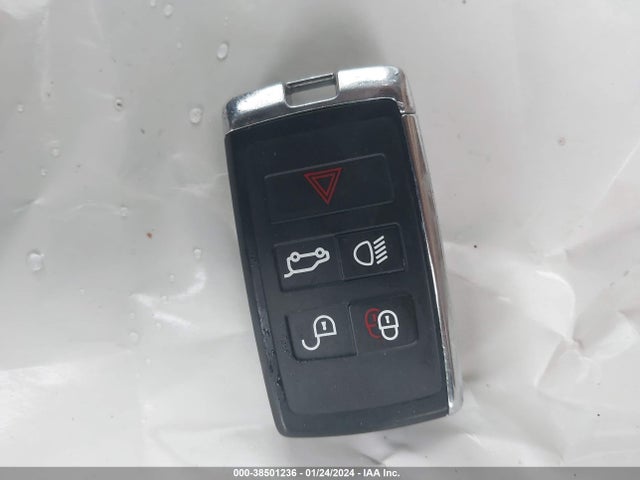 2022 JAGUAR E-PACE SADFK2FX5N1028354 Photo 10