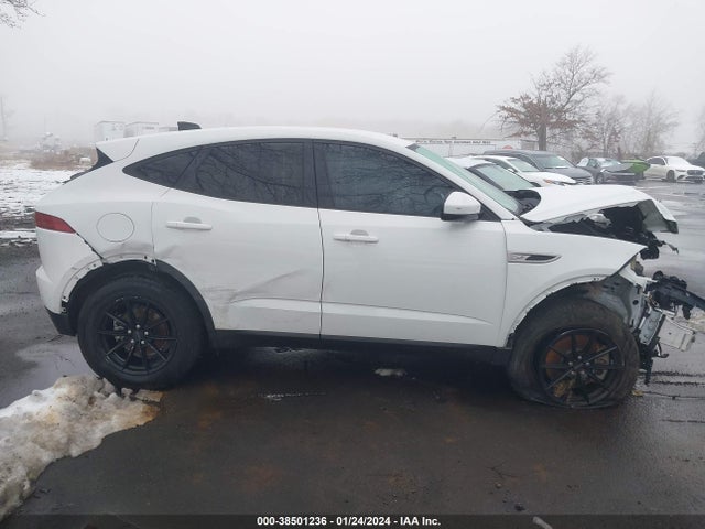 Jaguar E-pace P250 Awd Automatic 2022 SADFK2FX5N1028354 Image 13