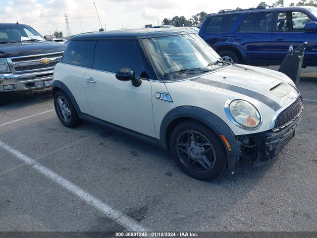 2008 MINI COOPER S WMWMF73558TV33114 Photo 0