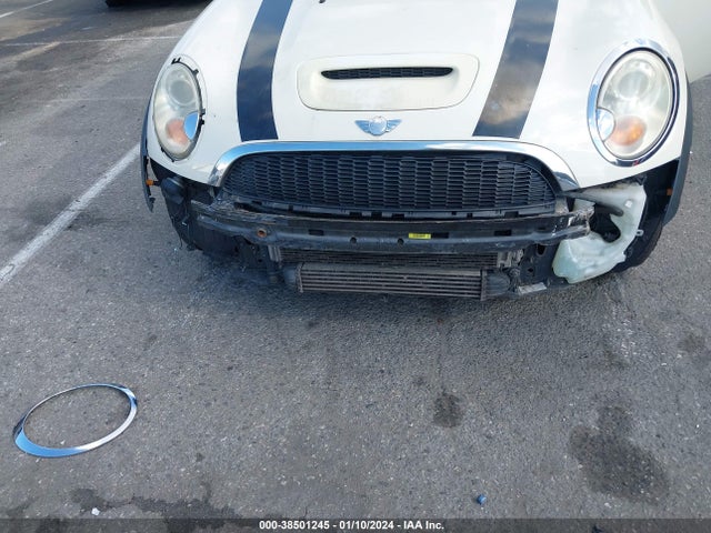 2008 MINI COOPER S WMWMF73558TV33114 Photo 5