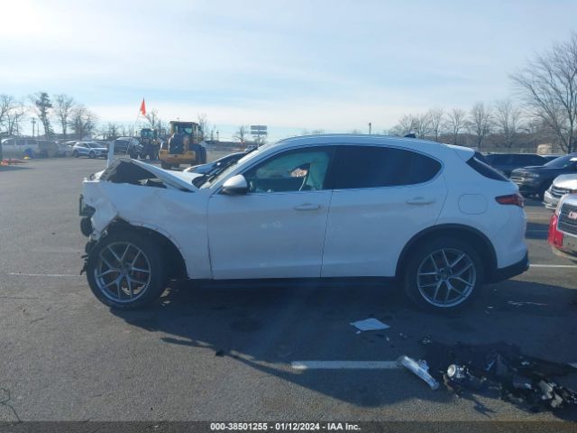 ZASFAKBN0J7B81936 Alfa Romeo Stelvio Ti Awd