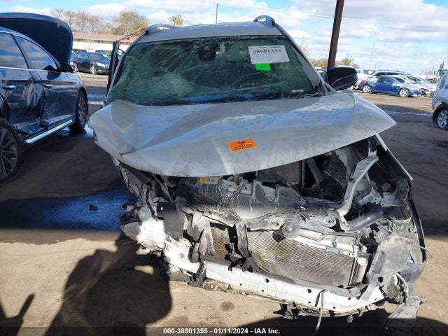 Toyota RAV4 LE 2018 JTMZFREV0JJ162415 Image 12