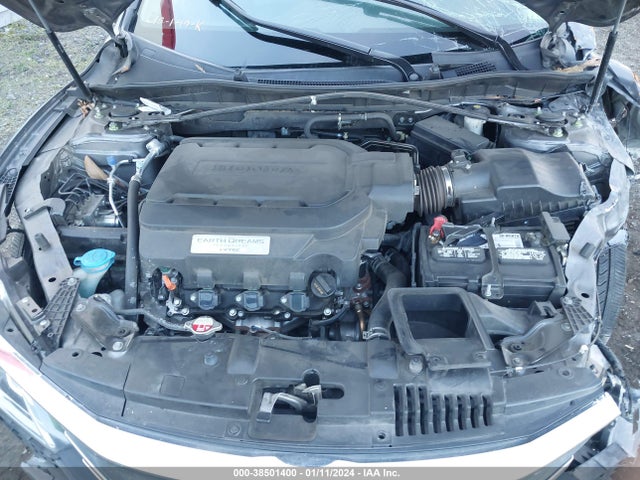 2017 HONDA ACCORD EX-L V6 VIN: 1HGCR3F86HA031908