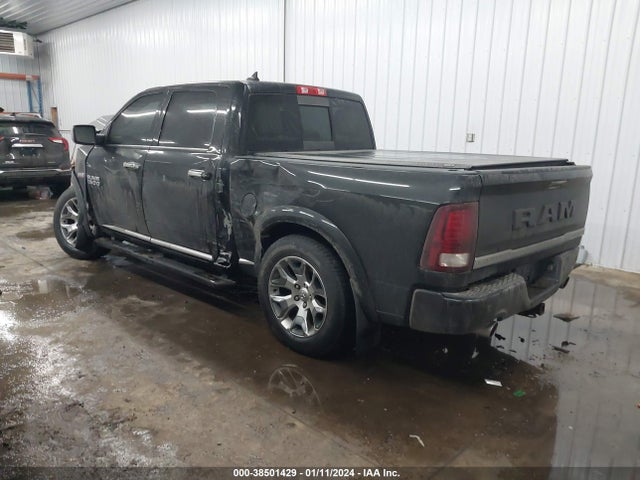 RAM 1500 Limited  4x4 5'7 Box 2018 1C6RR7PT6JS224313 Image 3
