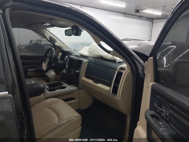 RAM 1500 Limited  4x4 5'7 Box 2018 1C6RR7PT6JS224313 Image 5