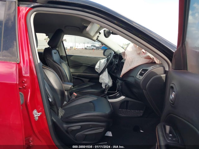 Jeep Compass Latitude Fwd 2018 3C4NJCBB6JT155935 Image 5