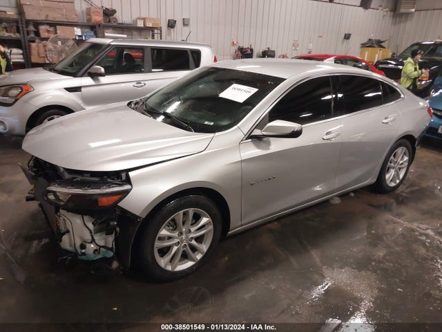Chevrolet MALIBU LT 2018 1G1ZD5ST5JF265360 Image 2