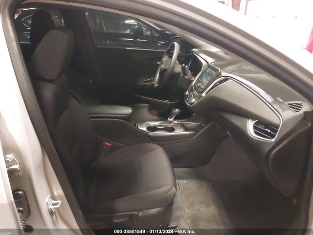 Chevrolet MALIBU LT 2018 1G1ZD5ST5JF265360 Image 5