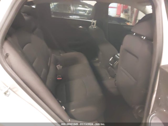 Chevrolet MALIBU LT 2018 1G1ZD5ST5JF265360 Image 8