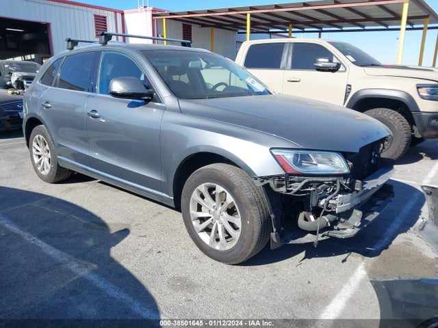 Audi Q5 2.0t Premium 2015 WA1LFAFP5FA110917 Image 1