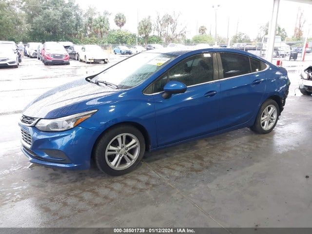 Chevrolet Cruze Lt Auto 2018 1G1BE5SM8J7205879 Image 2