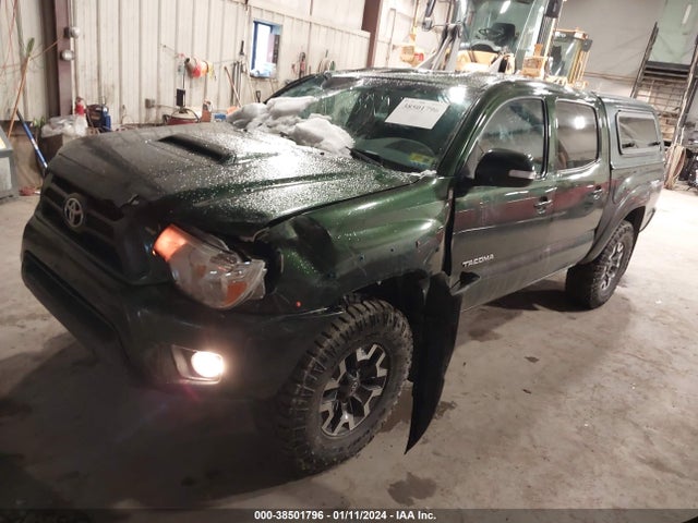 Toyota Tacoma Base V6 2014 5TFLU4EN3EX106373 Image 2