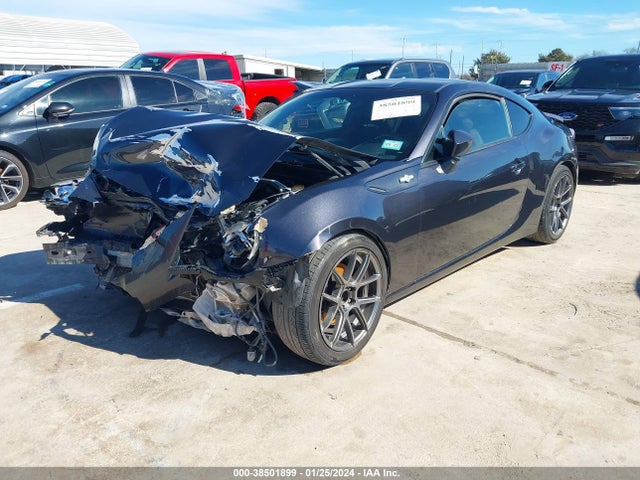 JF1ZNAA11E8705538 Scion FR-S