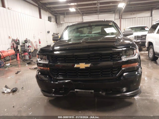 Chevrolet Silverado 1500 Custom 2018 1GCVKPEC4JZ374412 Image 13