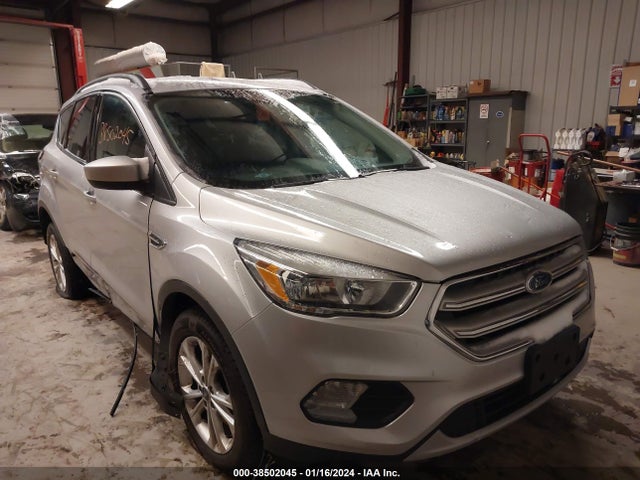 2018 FORD ESCAPE SE VIN: 1FMCU9GD7JUB18230