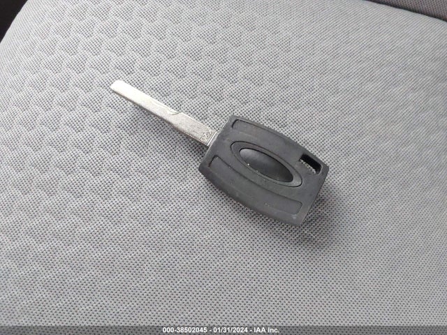 Ford ESCAPE SE 2018 1FMCU9GD7JUB18230 Image 11
