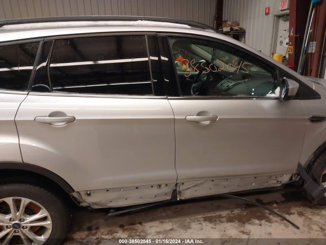 Ford ESCAPE SE 2018 1FMCU9GD7JUB18230 Image 13