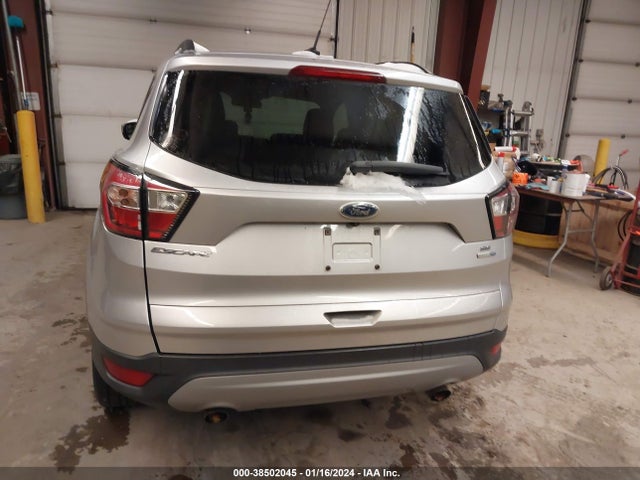 2018 FORD ESCAPE SE VIN: 1FMCU9GD7JUB18230