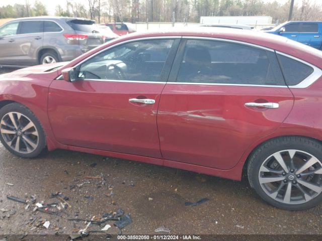 1N4AL3AP3HC140746 Nissan Altima 2.5 Sr
