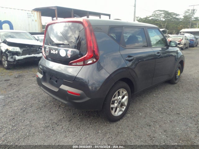KIA SOUL LX 2022 KNDJ23AU1N7825111 Image 4