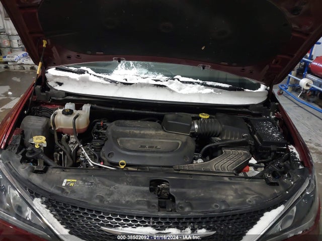 2C4RC1FG8LR233806 Chrysler Pacifica Touring
