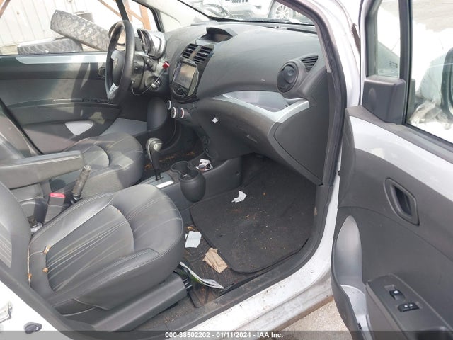 Chevrolet Spark 1lt Auto 2014 KL8CD6S91EC585623 Image 5