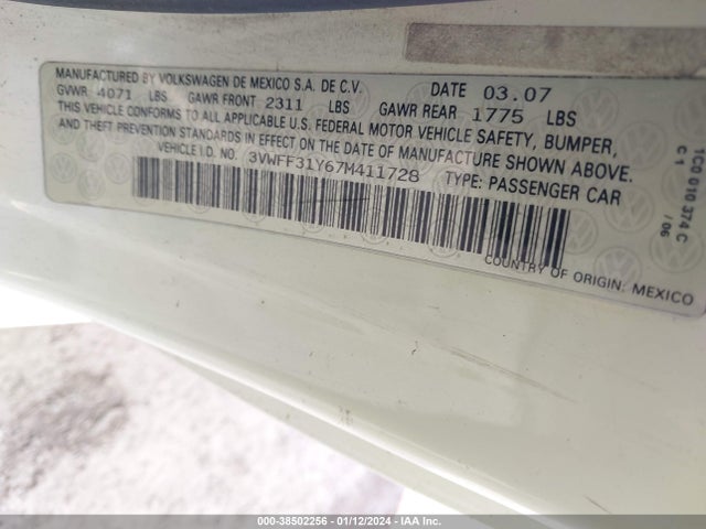 2007 VOLKSWAGEN NEW BEETLE TRIPLE WHITE VIN: 3VWFF31Y67M411728